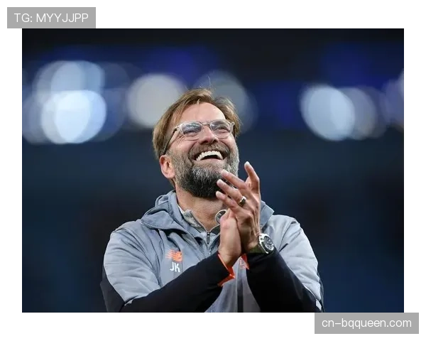 特写：告别时刻？赛后克洛普独自向安菲尔德看台致意